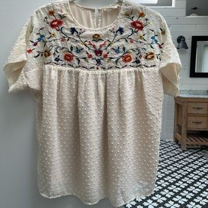 Roolee Flowy Embroidered Boho Top Size Medium